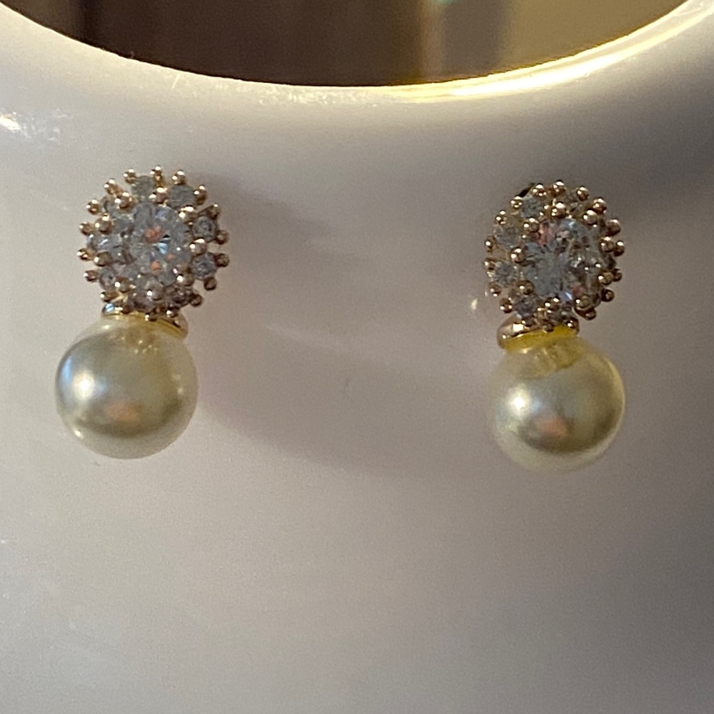 Faux Pearl and Crystal Gold pierced Earrings